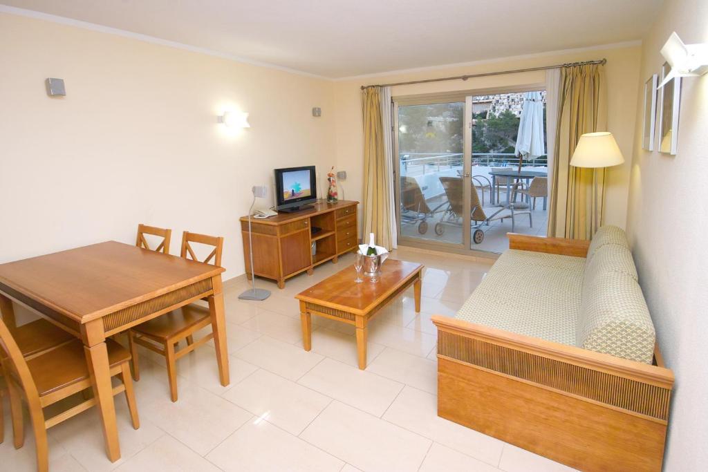 Apartamentos Balansat Port de Sant Miguel Værelse billede